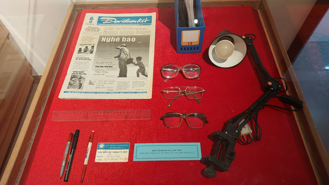 Tác giả 'Sống như Anh': Một đời tận tụy sống và viết vì sự thật ảnh 4