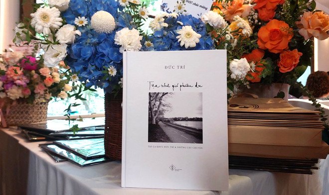 Đức Trí mở 'tàng thư,' kể chuyện đời cho khán giả trong đêm nhạc riêng ảnh 1