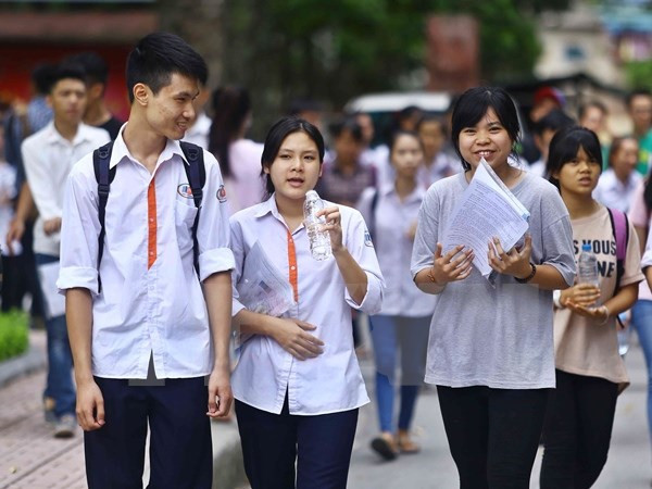 Thí sinh dự thi trung học phổ thông quốc gia. (Ảnh: Minh Quyết/TTXVN) Tuyển sinh đại học 2018: Thí sinh đăng ký nhiều nhất 50 nguyện vọng ảnh 1