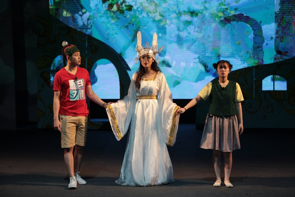 Nàng dâu “Sống chung với mẹ chồng” biến hóa ở kịch thiếu nhi ảnh 2