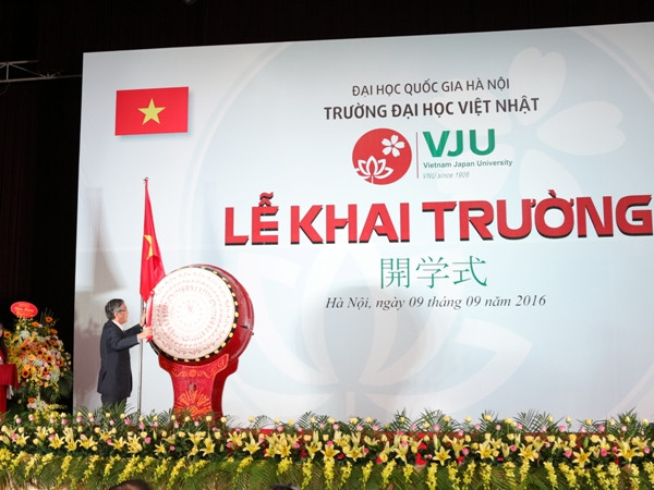 Trường Đại học Việt-Nhật chính thức đào tạo khóa đầu tiên ảnh 1