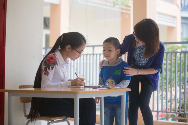 Học sinh mầm non Hà Nội hớn hở "đi thi" vào lớp một ảnh 3