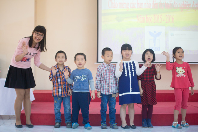 Học sinh mầm non Hà Nội hớn hở "đi thi" vào lớp một ảnh 2