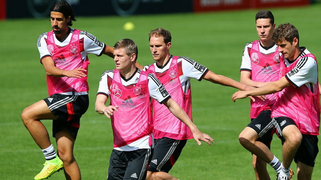 Dân Đức kỳ vọng vào sự tỏa sáng của đội tuyển nước nhà ảnh 1