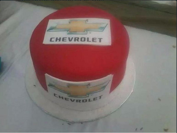 Chú rể là "fan cuồng" mặc áo đấu của M.U trong lễ cưới ảnh 3