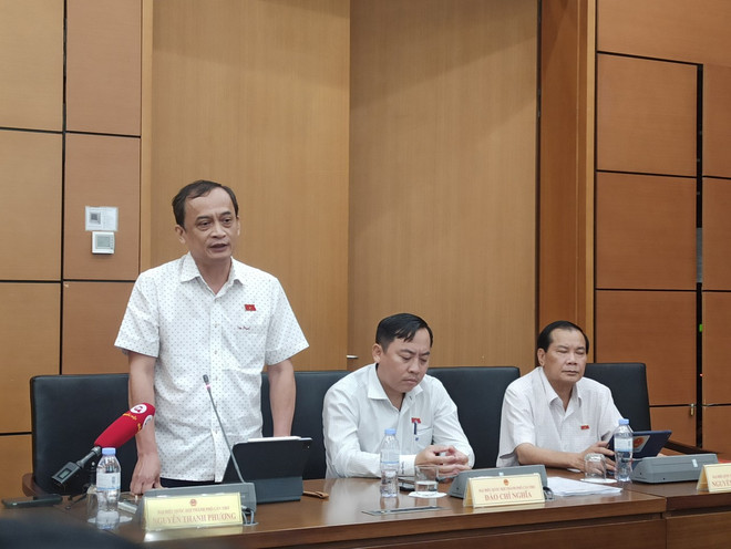 Đại biểu Quốc hội: Cơ sở nào để chi trả 50% khi rút bảo hiểm một lần? ảnh 2