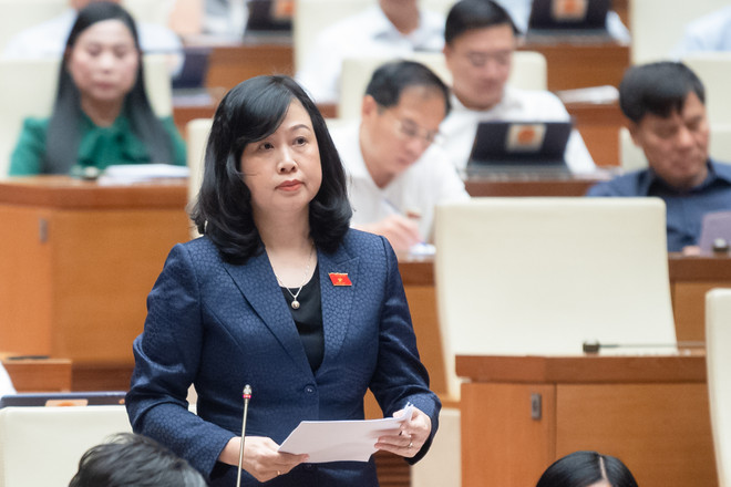 Đại biểu QH bức xúc vì người dân phải tự mua thuốc có trong bảo hiểm ảnh 3