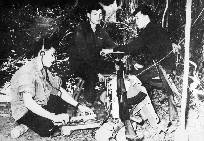 Những tháng ngày duy trì mạch máu thông tin giữa mưa bom, bão đạn ảnh 4