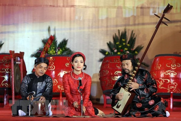 Liên hoan ca trù 2018: ‘Cuộc chơi’ của đào nương, kép đàn thế hệ mới ảnh 2