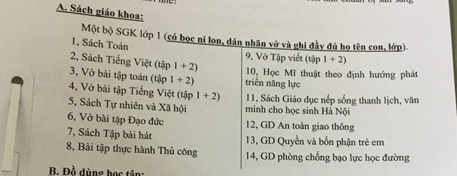 Sau 2 tuần vào năm học mới, phụ huynh vẫn 'đỏ mắt' tìm sách cho con ảnh 2
