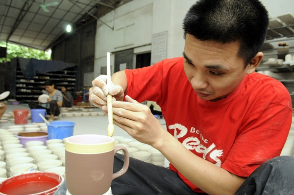 Lễ hội truyền thống làng nghề Bát Tràng kéo dài trong ba ngày ảnh 1