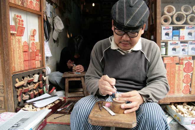 'Hiến kế' để gìn giữ, phát huy giá trị di sản của phố cổ Hà Nội ảnh 1