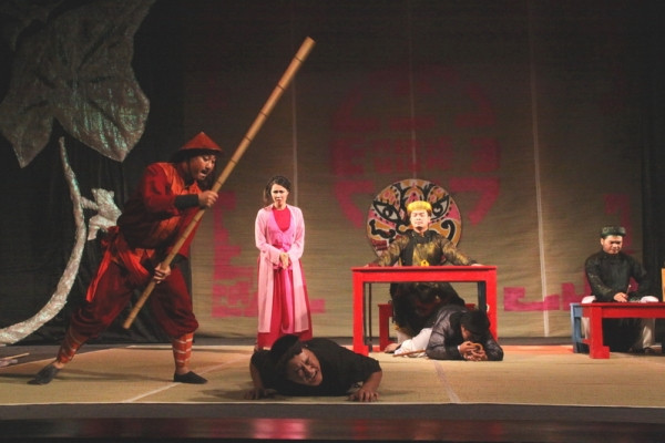 Chiếc áo mới cho câu chuyện “Nghêu, Sò, Ốc, Hến” ảnh 1