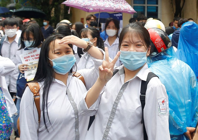 Gần 90 học sinh Hà Nội đỗ hơn 4 nguyện vọng trong kỳ thi vào lớp 10 ảnh 1