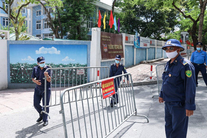 Bất ngờ phát hiện thí sinh có F, các hội đồng thi linh hoạt xử lý ảnh 2