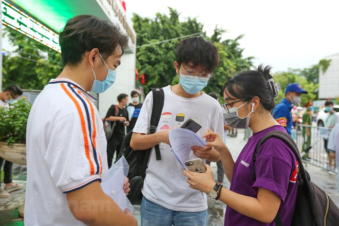 Hà Nội: Gần 600 thí sinh vắng mặt trong buổi thi môn Toán ảnh 1