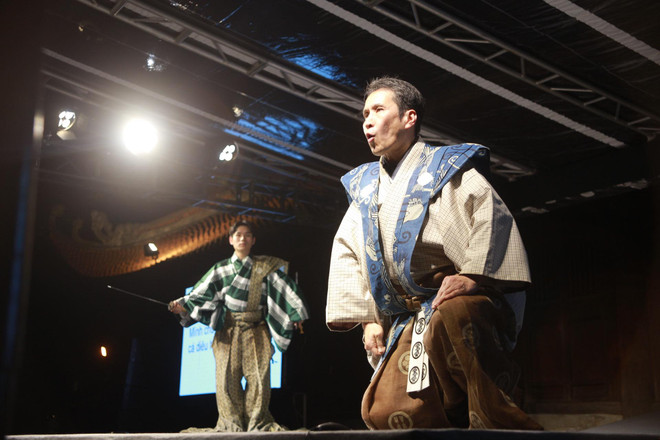 Tìm hiểu nghệ thuật hài kịch 650 tuổi của Nhật Bản tại Hà Nội ảnh 1