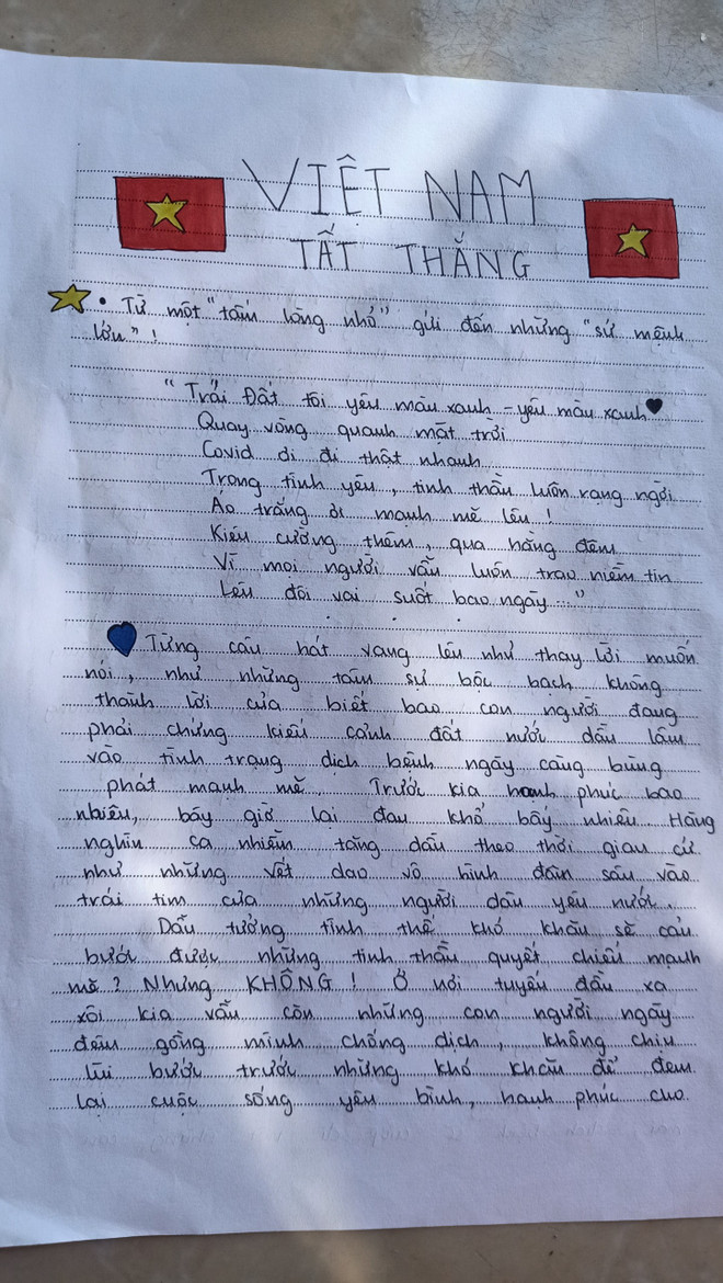 Tranh vẽ 'Đi chợ giúp dân' đoạt giải đặc biệt cuộc thi cho trẻ yếu thế ảnh 3