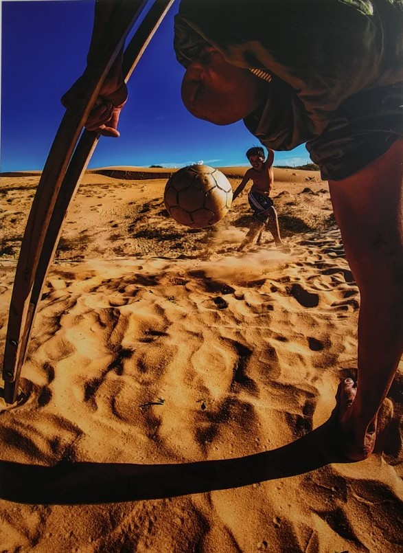 Bức ảnh "Tiếp nối ước mơ" thắng giải thưởng của Liên hợp quốc ảnh 1