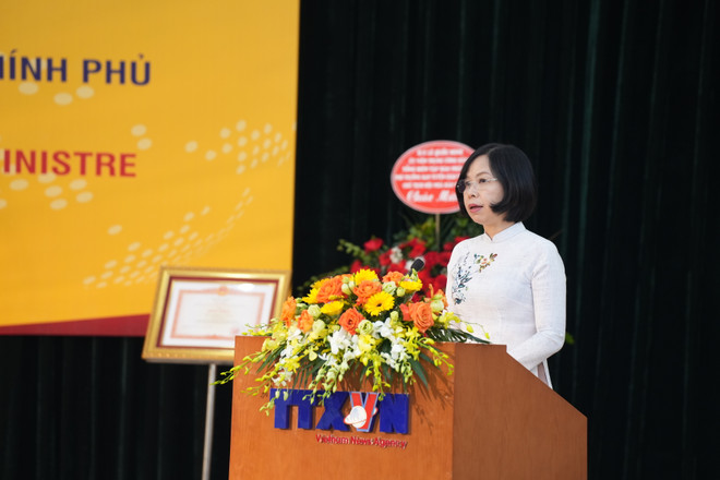 Le Courrier du Vietnam nhận Bằng khen Chính phủ dịp 30 năm thành lập ảnh 2