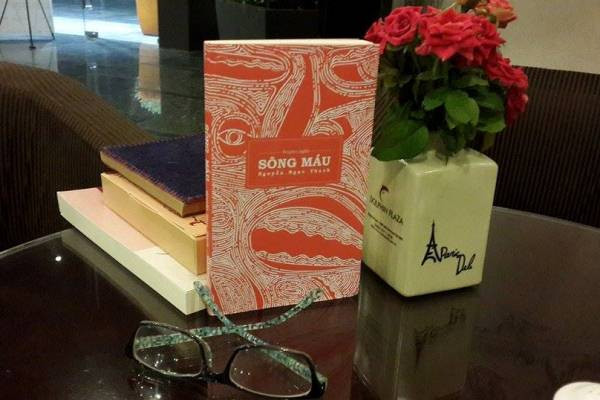 Năm tựa sách văn học, truyện tranh bán chạy trong tháng Mười ảnh 6