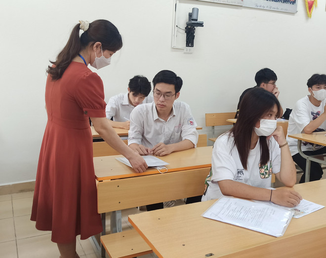 Các trường tiểu học, trung học sẽ có thêm viên chức tư vấn học sinh? ảnh 1