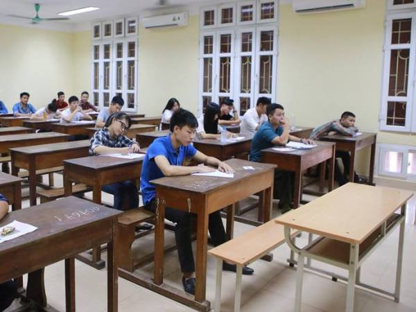 Môn Lịch sử: Nhiều điểm thi đóng cửa vì không có thí sinh ảnh 1