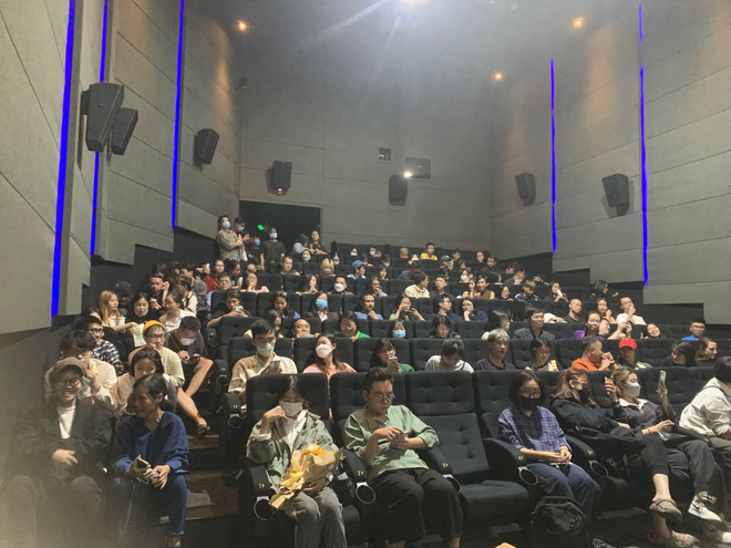 Phim tài liệu về cô bé H'mong và tục kéo vợ 'hút' khán giả tại HANIFF ảnh 1