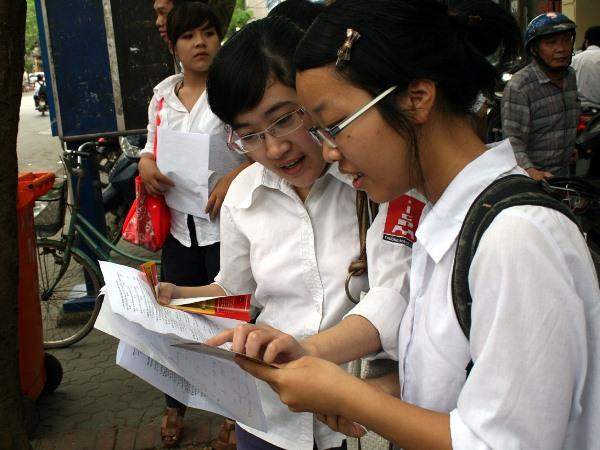 Bình Thuận tổ chức thi lại cho học sinh lớp 12 toàn tỉnh vì lộ đề ảnh 1