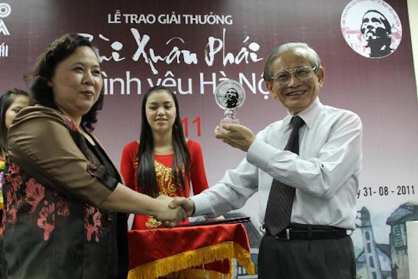 Giáo sư Phan Huy Lê: Một đời nặng lòng với lịch sử, văn hóa Hà Nội ảnh 1