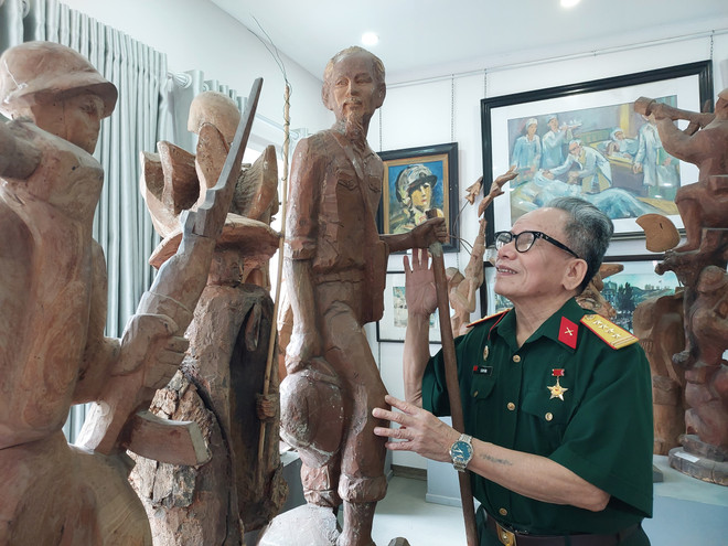 Họa sỹ thương binh Lê Duy Ứng: Họa Bác Hồ bằng ánh sáng trong tim ảnh 8
