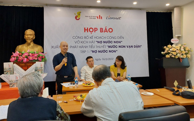 'Nợ nước non': Thời niên thiếu bình dị của Chủ tịch Hồ Chí Minh ảnh 1