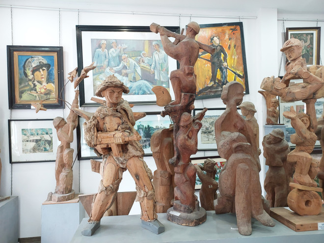 Họa sỹ thương binh Lê Duy Ứng: Họa Bác Hồ bằng ánh sáng trong tim ảnh 9