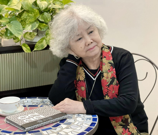 'Thức bước thời gian': Lòng trắc ẩn trong thơ của nữ sỹ Bùi Kim Anh ảnh 2