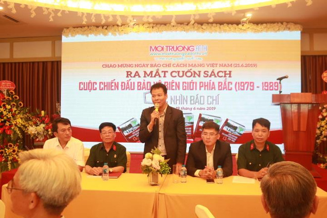 Ra mắt cuốn sách về chiến tranh biên giới. (Ảnh: Nguyễn Hoàng) Ra mắt cuốn sách về cuộc chiến đấu bảo vệ biên giới phía Bắc ảnh 1