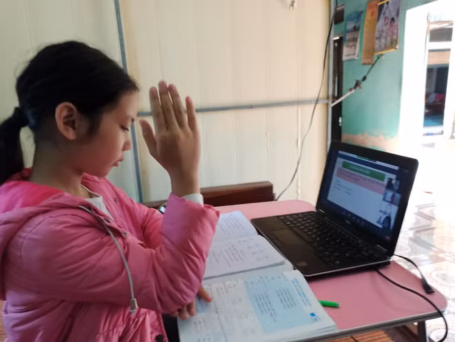 Linh hoạt dạy và học trực tuyến trong bối cảnh dịch COVID-19 ảnh 1