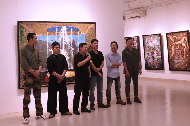 ‘Tân biểu hiện’ và cuộc chơi ‘tranh xấu' của năm nghệ sỹ đương đại ảnh 1