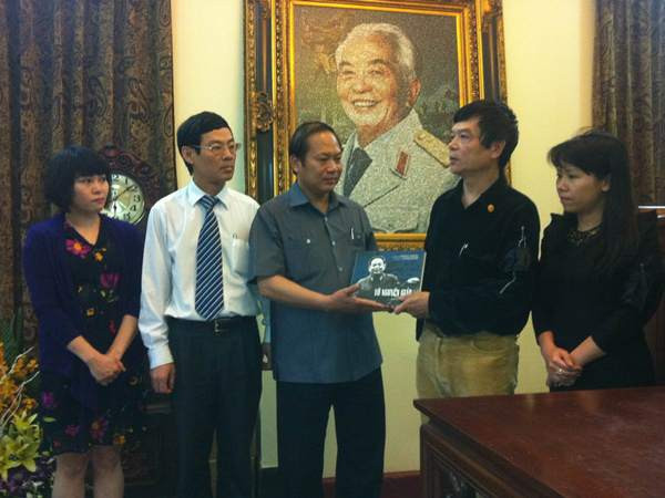 350 bức ảnh về cuộc đời, sự nghiệp vị tướng huyền thoại ảnh 1