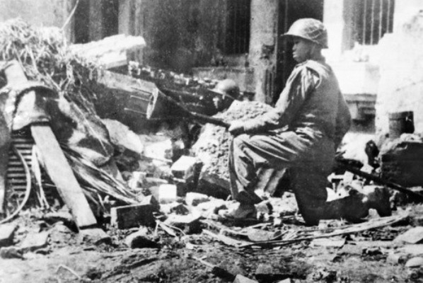 Tuyên truyền ý nghĩa sự kiện lịch sử: Cần thực hiện thường xuyên ảnh 1