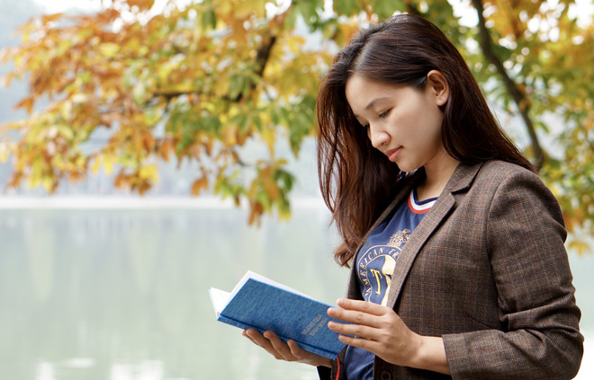 Nhà thơ trẻ Lữ Mai, tác giả trường ca 'Chư Tan Kra mây trắng.' (Ảnh: NVCC) Ngày Thơ Việt Nam lần thứ 20: Càng nhiều khó khăn càng lan tỏa mạnh mẽ ảnh 4