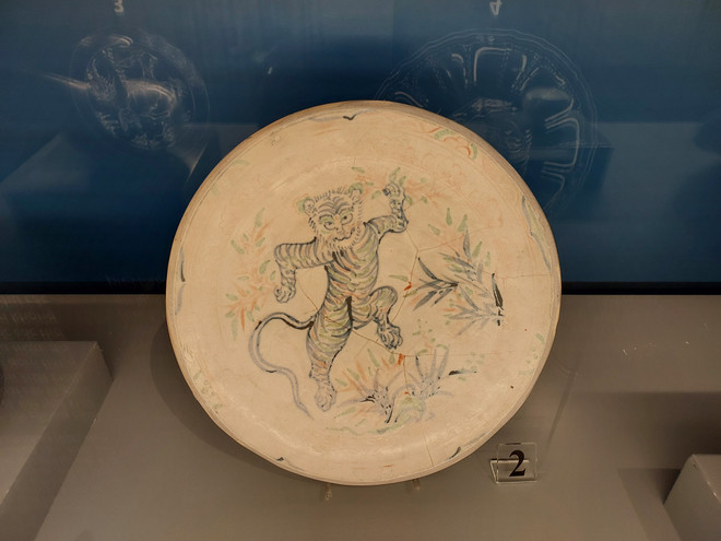 Khám phá hình tượng hổ trong cổ vật Việt Nam: Oai phong và gần gũi ảnh 10