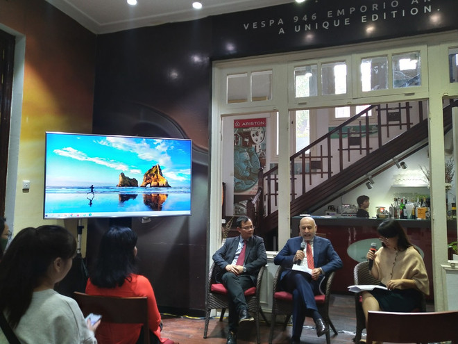 Khám phá ‘Thần khúc’ của đại thi hào Dante qua sắp đặt kỹ thuật số ảnh 1