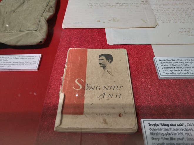 Nhiều kỷ vật chiến tranh trưng bày tại triển lãm 'Thanh niên quân đội' ảnh 5