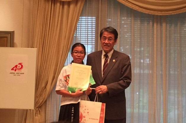 Đại sứ Nhật Bản trao giải sáng tác thơ Haiku cho học sinh Việt Nam ảnh 1