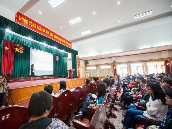 Bí quyết để sinh viên mới ra trường chinh phục nhà tuyển dụng ảnh 2