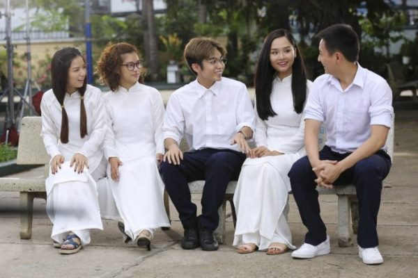 Tuổi học trò với những rung động đầu đời là đề tài hấp dẫn nhiều nhà làm phim. (Ảnh: ĐLP) “Cô gái đến từ hôm qua” xuất ngoại trước khi ra mắt khán giả Việt ảnh 1