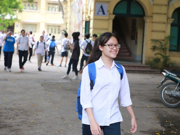 Trường đầu tiên của Hà Nội công bố điểm chuẩn vào lớp 10 ảnh 1
