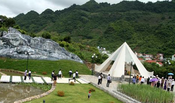 Địa điểm lưu niệm Trung đoàn Tây Tiến được xếp hạng di tích quốc gia ảnh 2