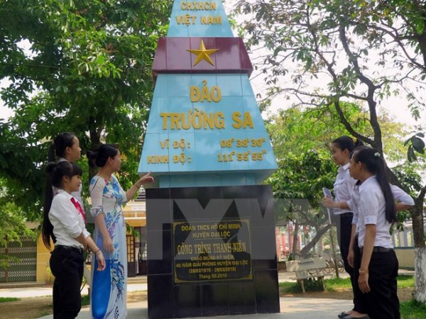 Chia sẻ cùng thầy cô 2016: Vinh danh giáo viên vùng biển đảo ảnh 1