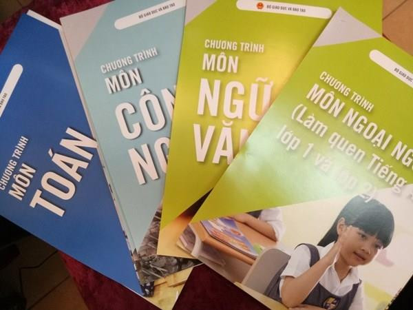 Chương trình giáo dục phổ thông mới sẽ được áp dụng với lớp một từ năm học 2020-2021. (Ảnh: Phạm Mai/Vietnam+) Dạy lớp 1 theo chương trình mới: Vẫn thiếu giáo viên, trường lớp ảnh 3